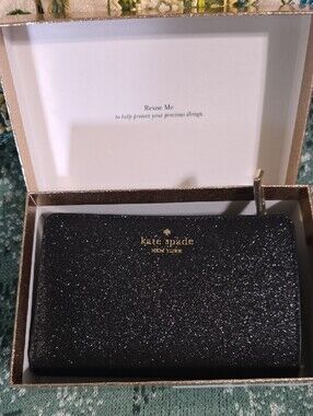 kate spade KE446 glimmer boxed bifold wallet